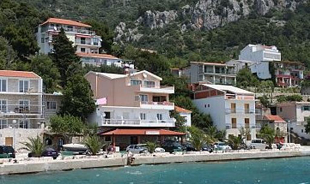 Riva Apartments Zivogosce Bagian luar foto