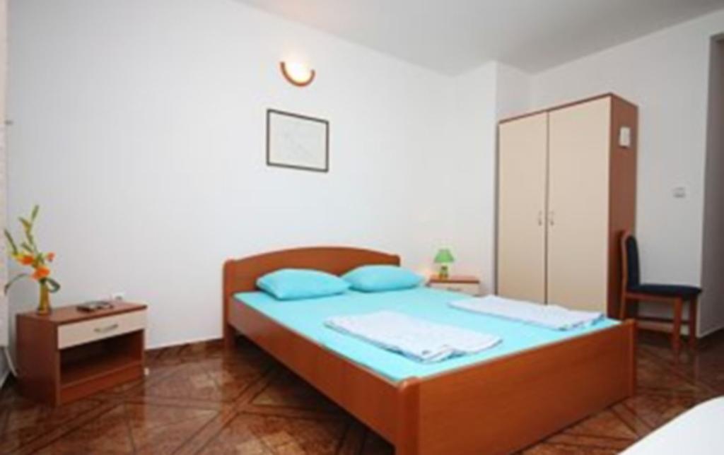 Riva Apartments Zivogosce Bagian luar foto