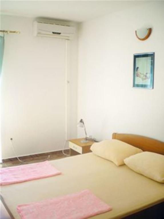 Riva Apartments Zivogosce Bagian luar foto